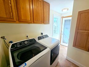 33 Lakeside Dr, Shrewsbury MA 01545