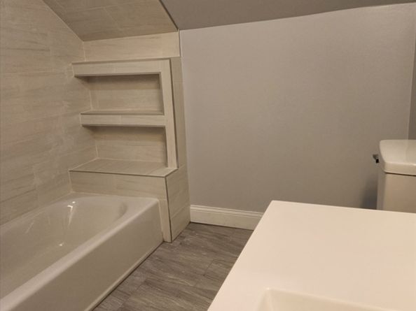 41 Pecksuot Rd, Weymouth MA 02191