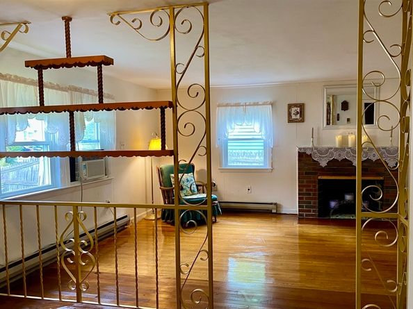 55 Border Rd, Holbrook MA 02343