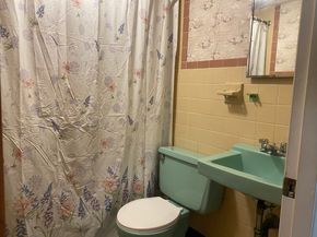 55 Border Rd, Holbrook MA 02343