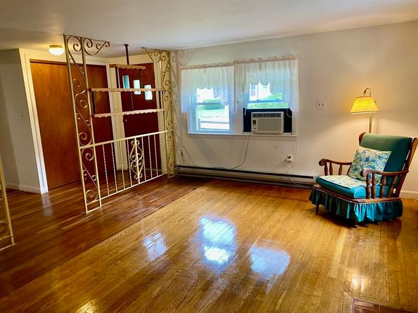 55 Border Rd, Holbrook MA 02343