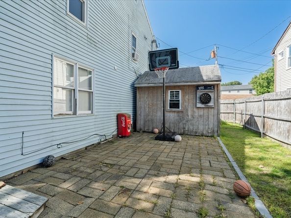 24 Benham B, Worcester MA 01604