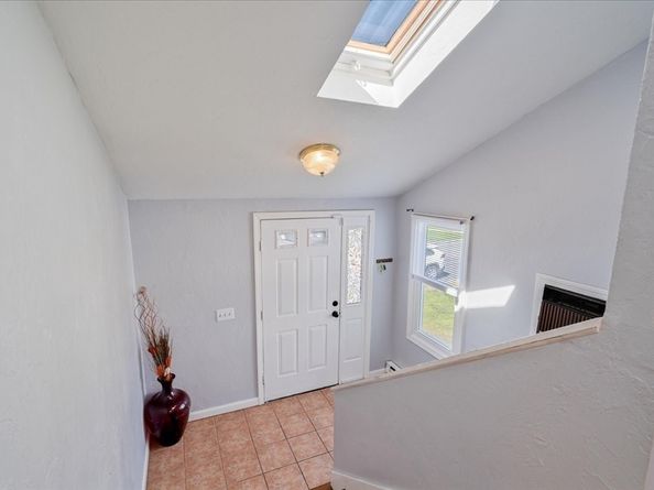 24 Benham B, Worcester MA 01604