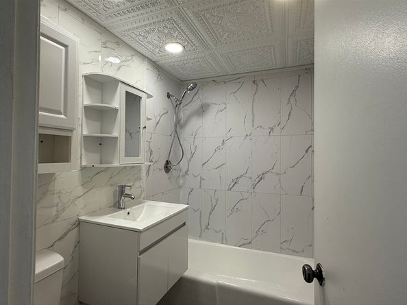 52 Shrewsbury Green Dr D, Shrewsbury MA 01545