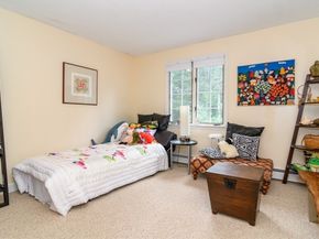 40 Grand Hill Dr, Dover MA 02030