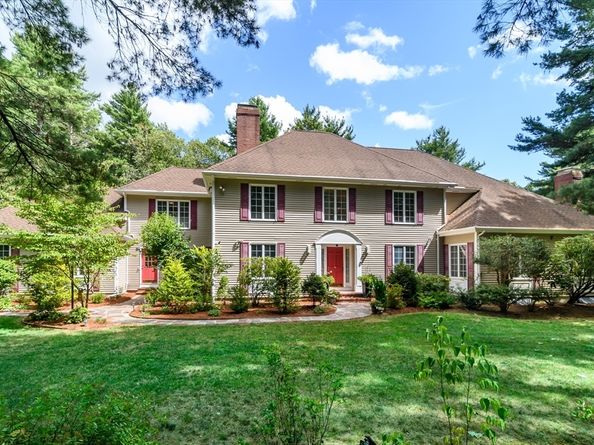 40 Grand Hill Dr, Dover MA 02030
