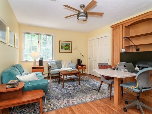 40 Grand Hill Dr, Dover MA 02030