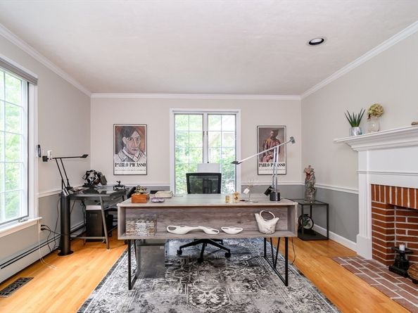 40 Grand Hill Dr, Dover MA 02030