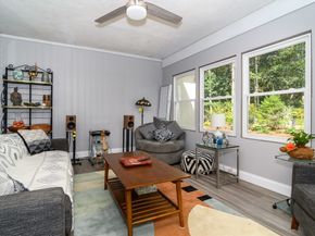 40 Grand Hill Dr, Dover MA 02030