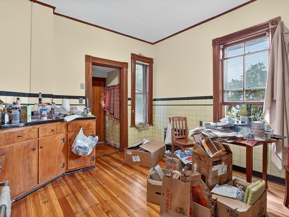 14 Whitman St, Boston MA 02124