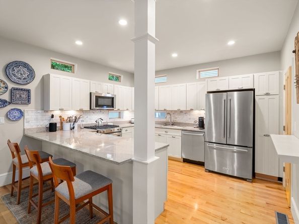24 Sachem St, Boston MA 02120
