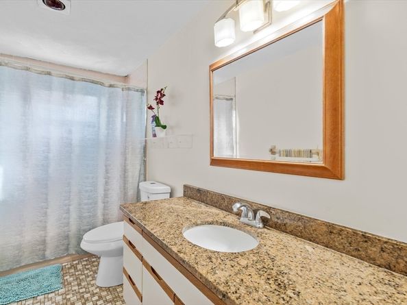 136 Bramblebush Rd, Stoughton MA 02072