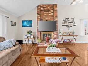 136 Bramblebush Rd, Stoughton MA 02072