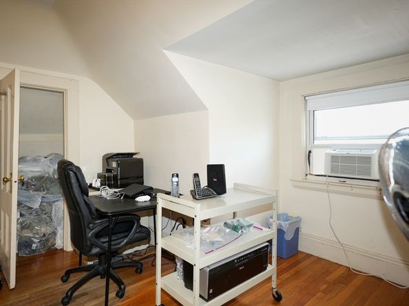 5 Marlboro St, Belmont MA 02478