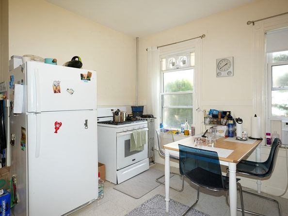 5 Marlboro St, Belmont MA 02478