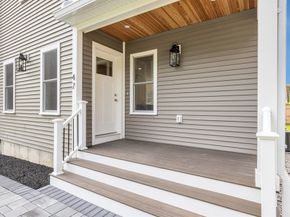 47 Corbett Ave 47, Dedham MA 02026