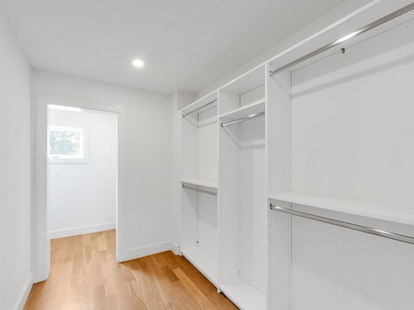 47 Corbett Ave 47, Dedham MA 02026