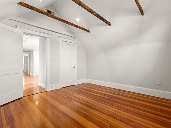 52 Metropolitan Ave 3, Boston MA 02131