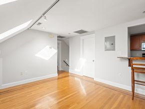 52 Metropolitan Ave 3, Boston MA 02131