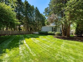 10 Cartwright Road, Wellesley MA 02482