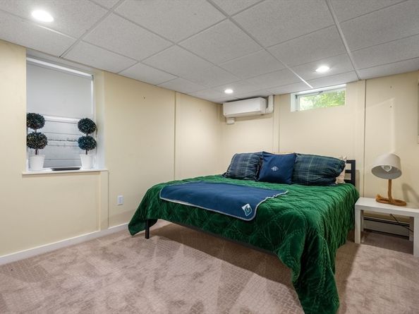 10 Cartwright Road, Wellesley MA 02482