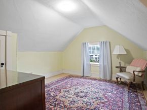 9 Arlington Rd, Woburn MA 01801
