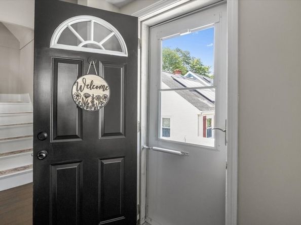 41 Arlington Rd, Dedham MA 02026