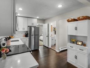 41 Arlington Rd, Dedham MA 02026