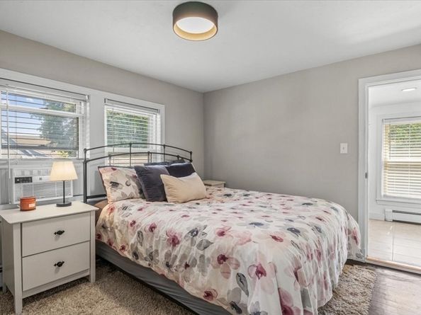 41 Arlington Rd, Dedham MA 02026