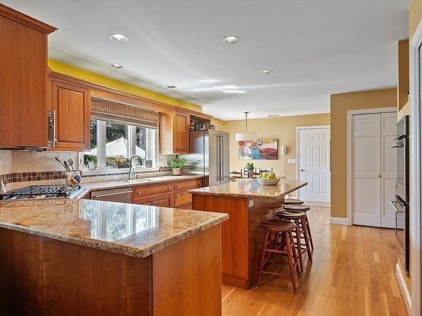 144 Harrington Ave, Concord MA 01742