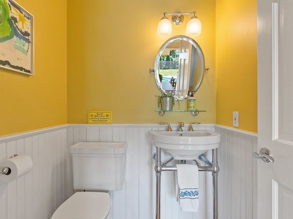144 Harrington Ave, Concord MA 01742