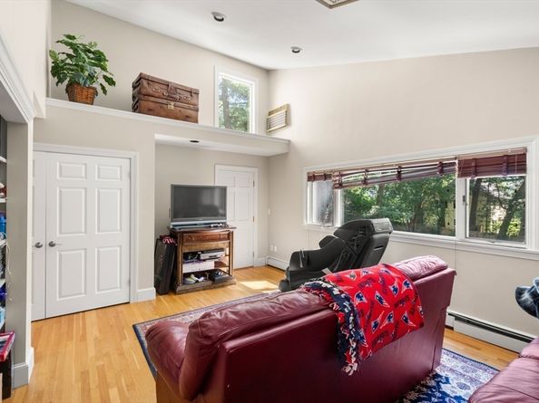 103 Loring Rd, Weston MA 02493