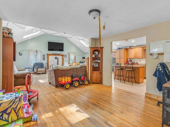 1126 Plymouth St, East Bridgewater MA 02333