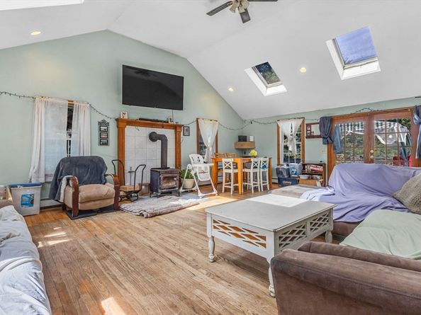 1126 Plymouth St, East Bridgewater MA 02333