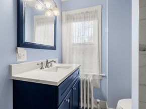 15 Beacon St 15, Danvers MA 01923