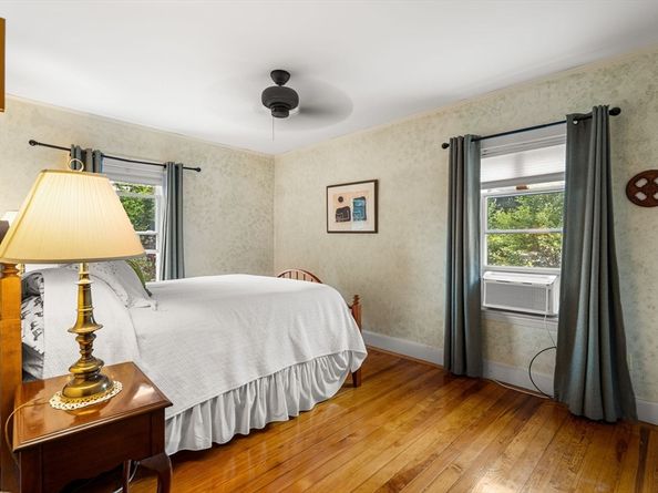 15 Beacon St 15, Danvers MA 01923