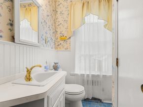 15 Beacon St 15, Danvers MA 01923