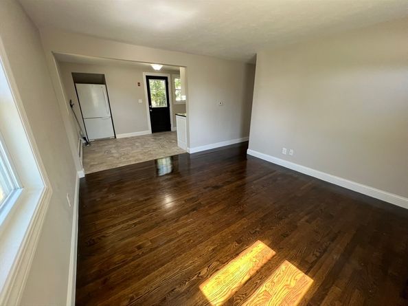 47 Donna St, Brockton MA 02302