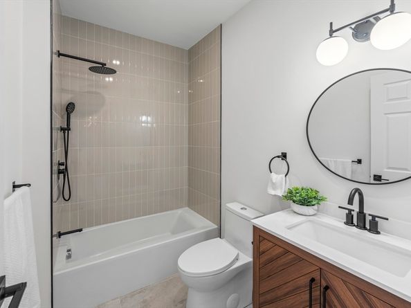 334 Centre St 2, Boston MA 02122