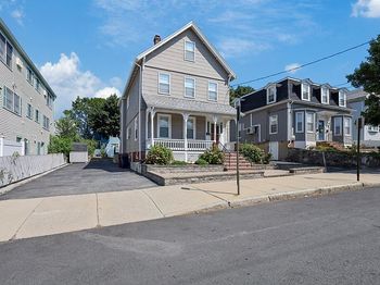 61 Everett St