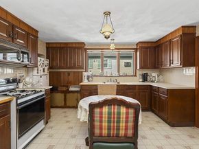 61 Everett St, Everett MA 02149