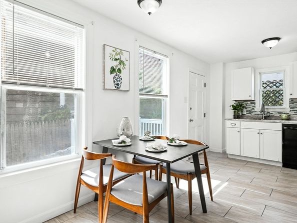 6 Williams Pl, Lynn MA 01902