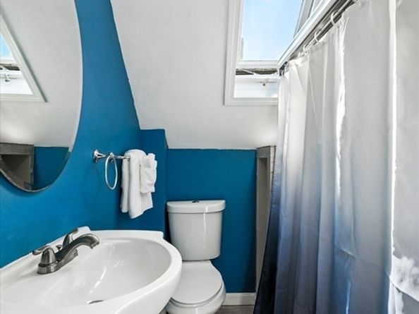 6 Williams Pl, Lynn MA 01902