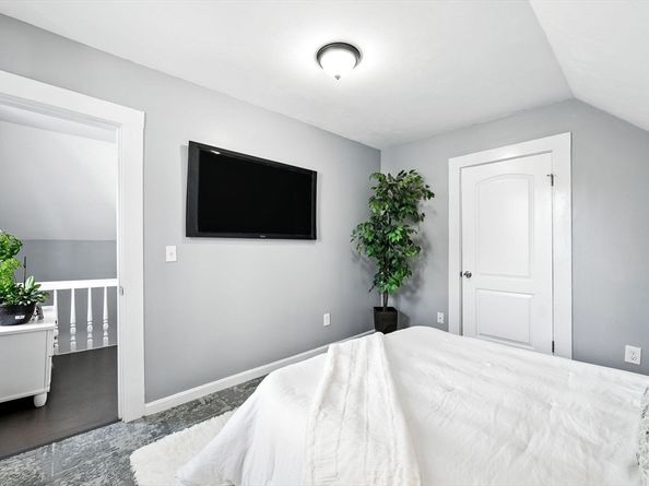 6 Williams Pl, Lynn MA 01902