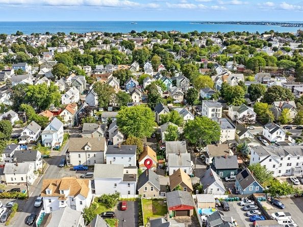 6 Williams Pl, Lynn MA 01902