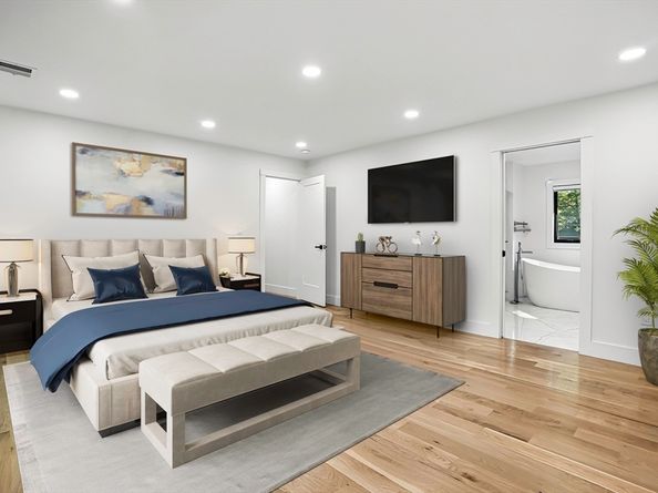 68 Pearl St, Upton MA 01568