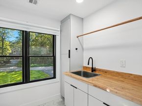 68 Pearl St, Upton MA 01568