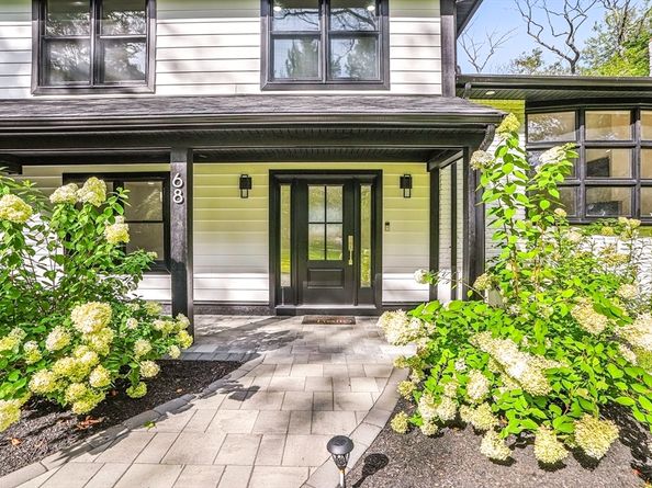 68 Pearl St, Upton MA 01568