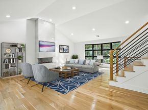 68 Pearl St, Upton MA 01568