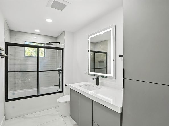 68 Pearl St, Upton MA 01568